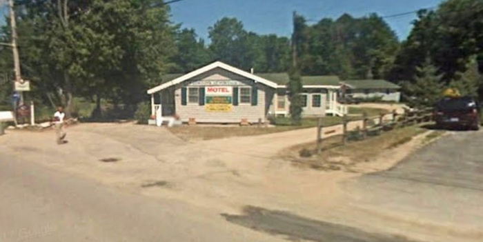 Gordons Resort (Gordons Motel) - From Web Listing (newer photo)